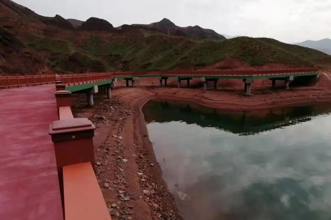 754753c3433bdcbf949e25923cc5d26a