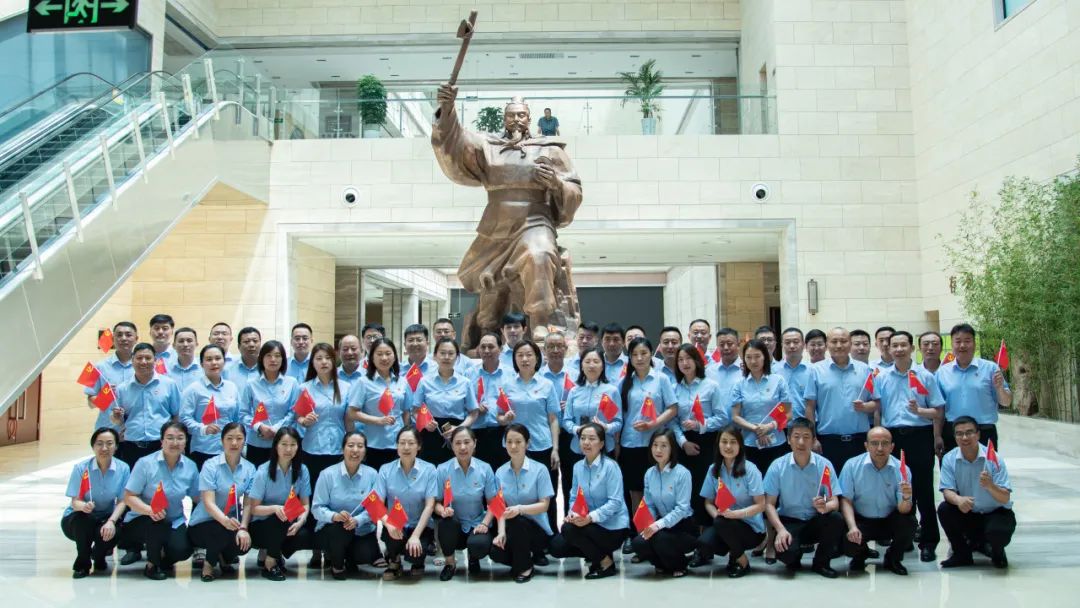 e56d0a18d17c7b4d67478f7b1f31f557