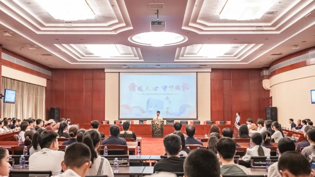 43d2f9b57a4b2e47a8229125d7f940d2