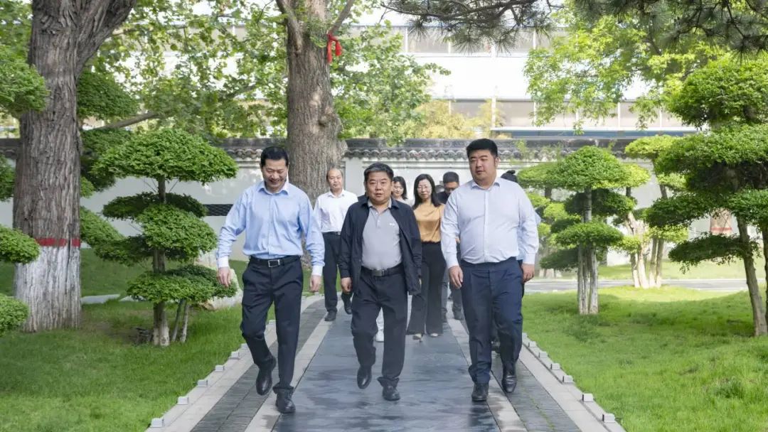 2e1c74953cc4116bb87d4156c00882d8