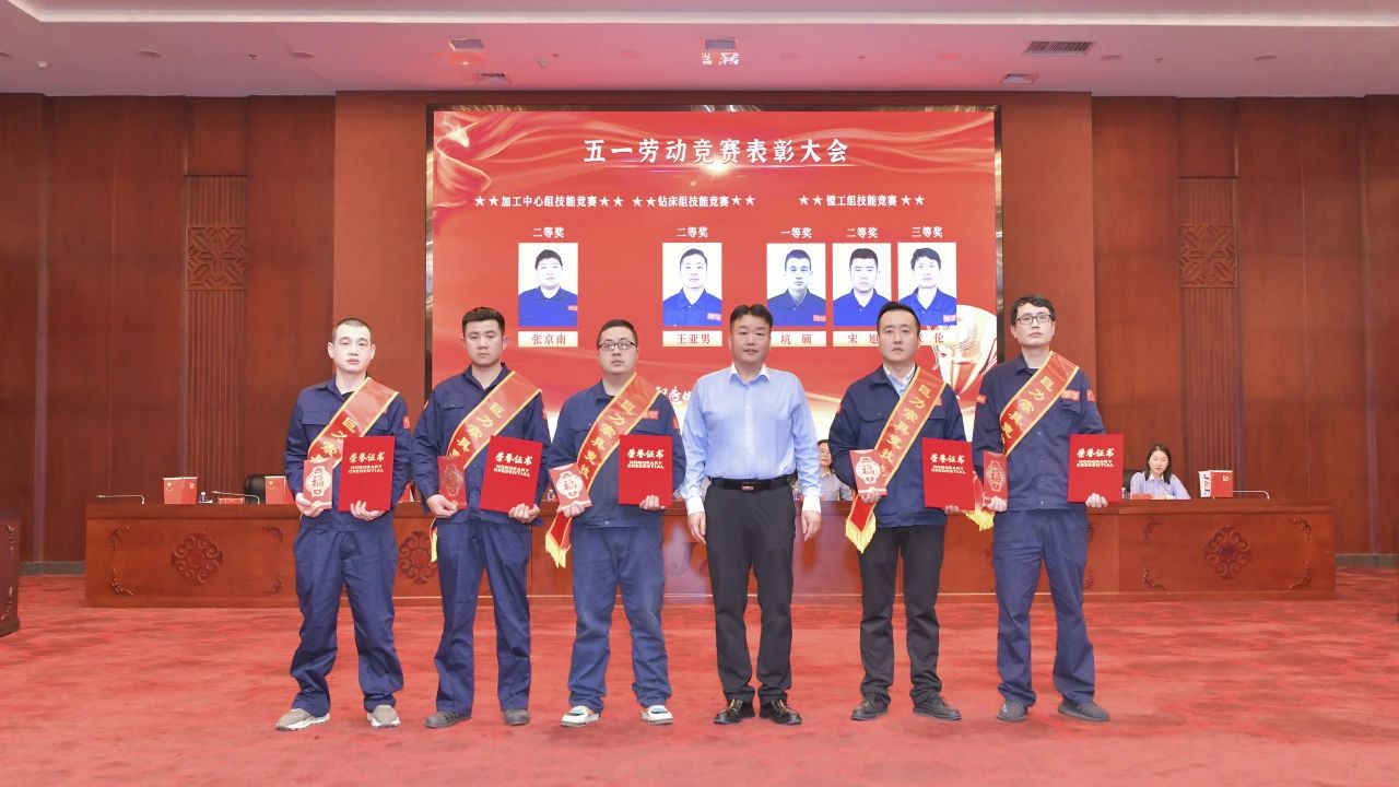 b0d01857b8822b109f24cb6a33ee89ec