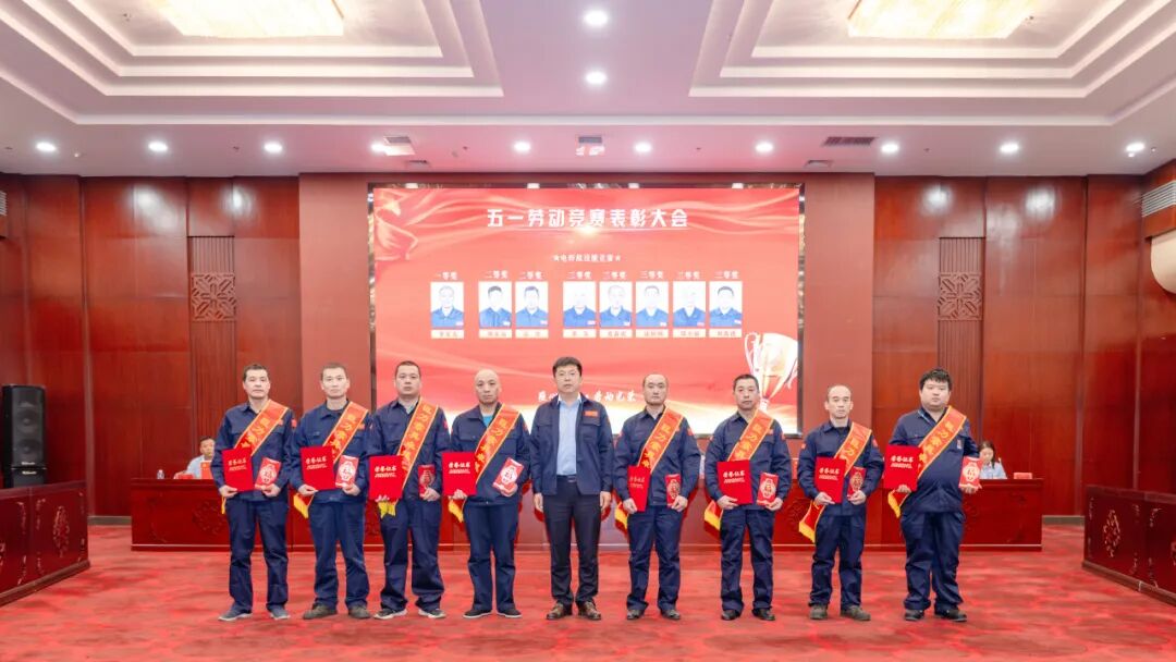 4d9dc4d754214f042aad11eaa9a3752b