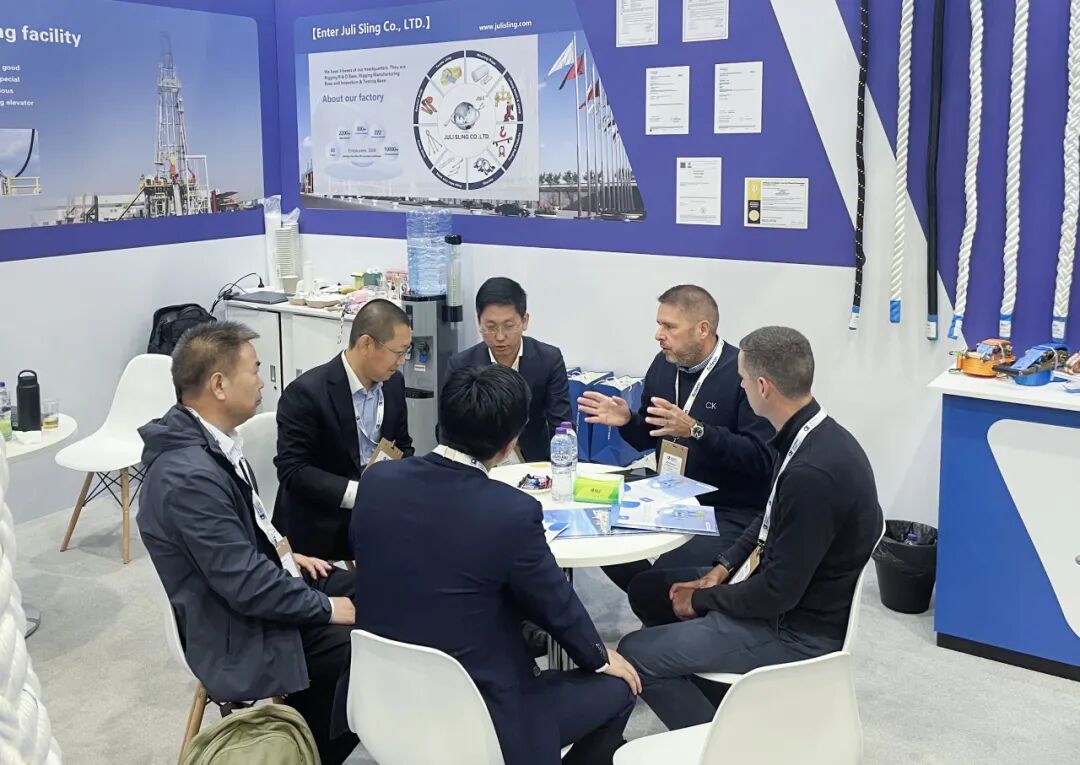 a6c228a70584c04debb79beb7ca9ab42