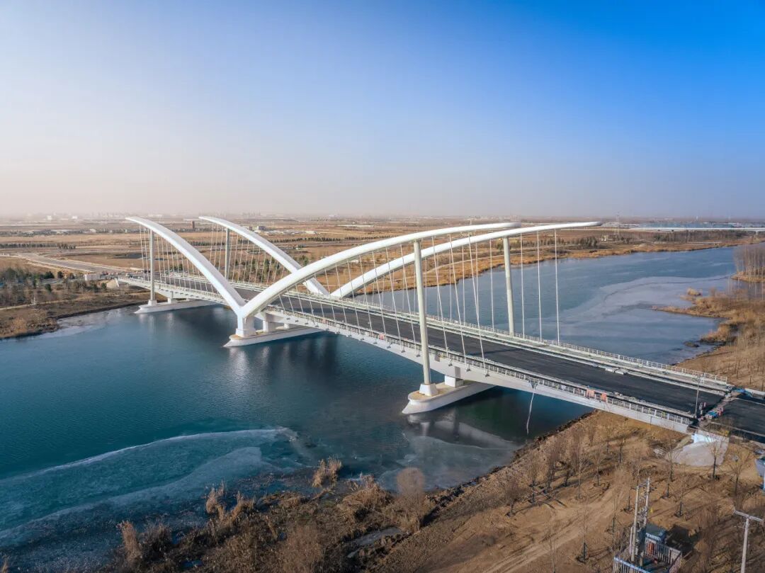 be7709e2afe62396ba476b9279ad9946