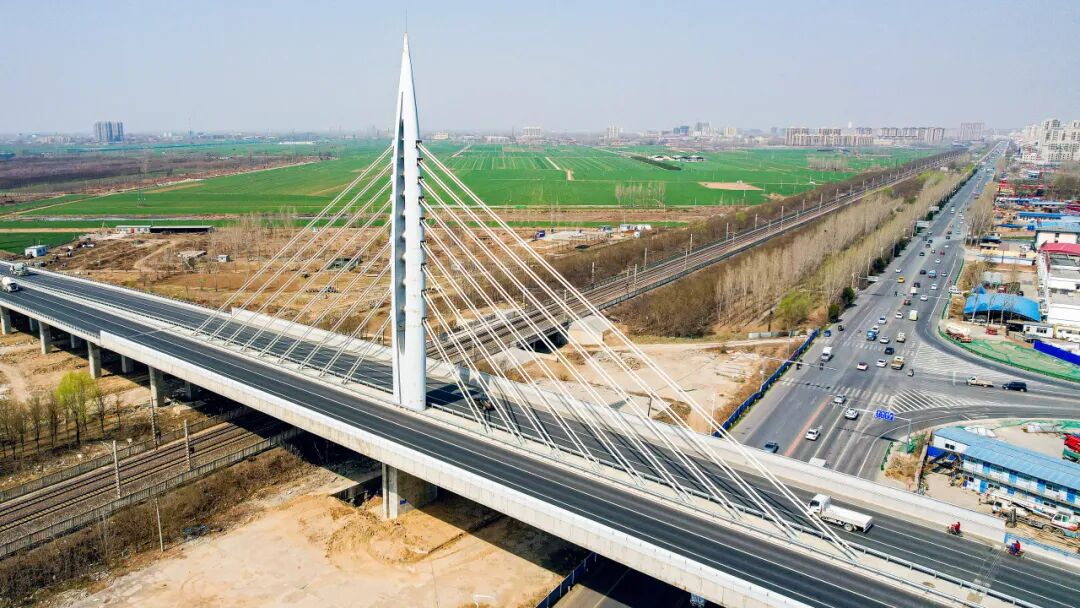 eaf25aaa6a42406b47dc187e40505c2f