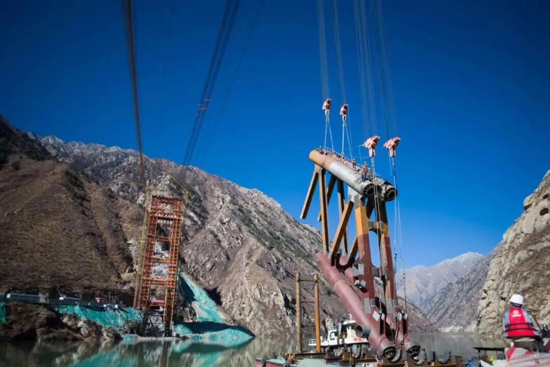 fe90dcdbb8ae9f18d94d93b8697a4e48